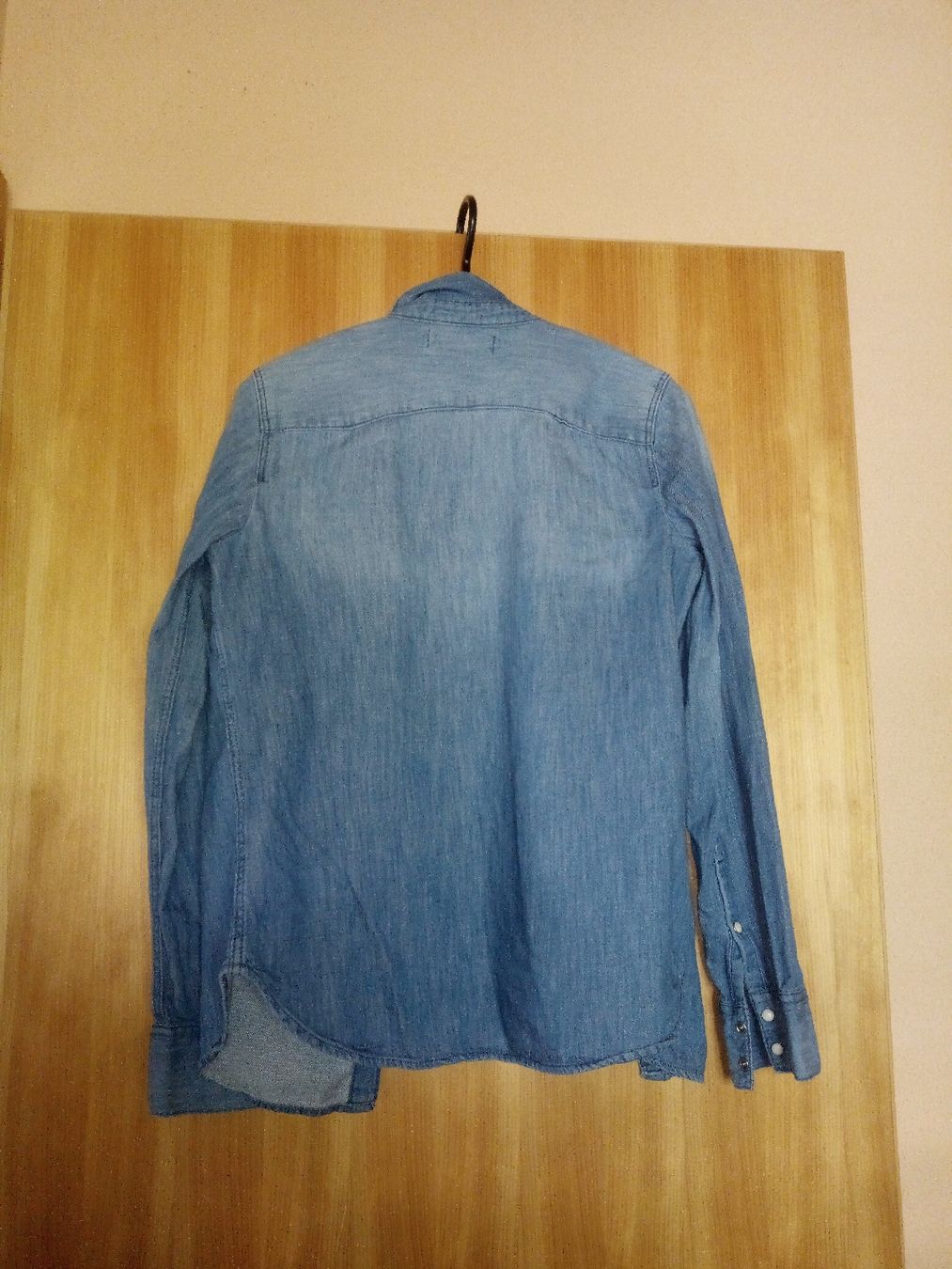 Camicette: Chemise en jean H&M - Taille 36 – Usato da Dugny (Leytron) venduto da NaMartinet 1