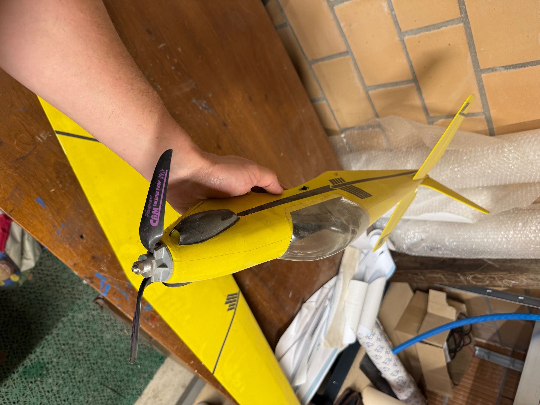 Modellismo RC: Modellflugzeug Balsaholz Spannweite ca. 1.5m – Usato da Oeschenbach venduto da Cyrax01 6