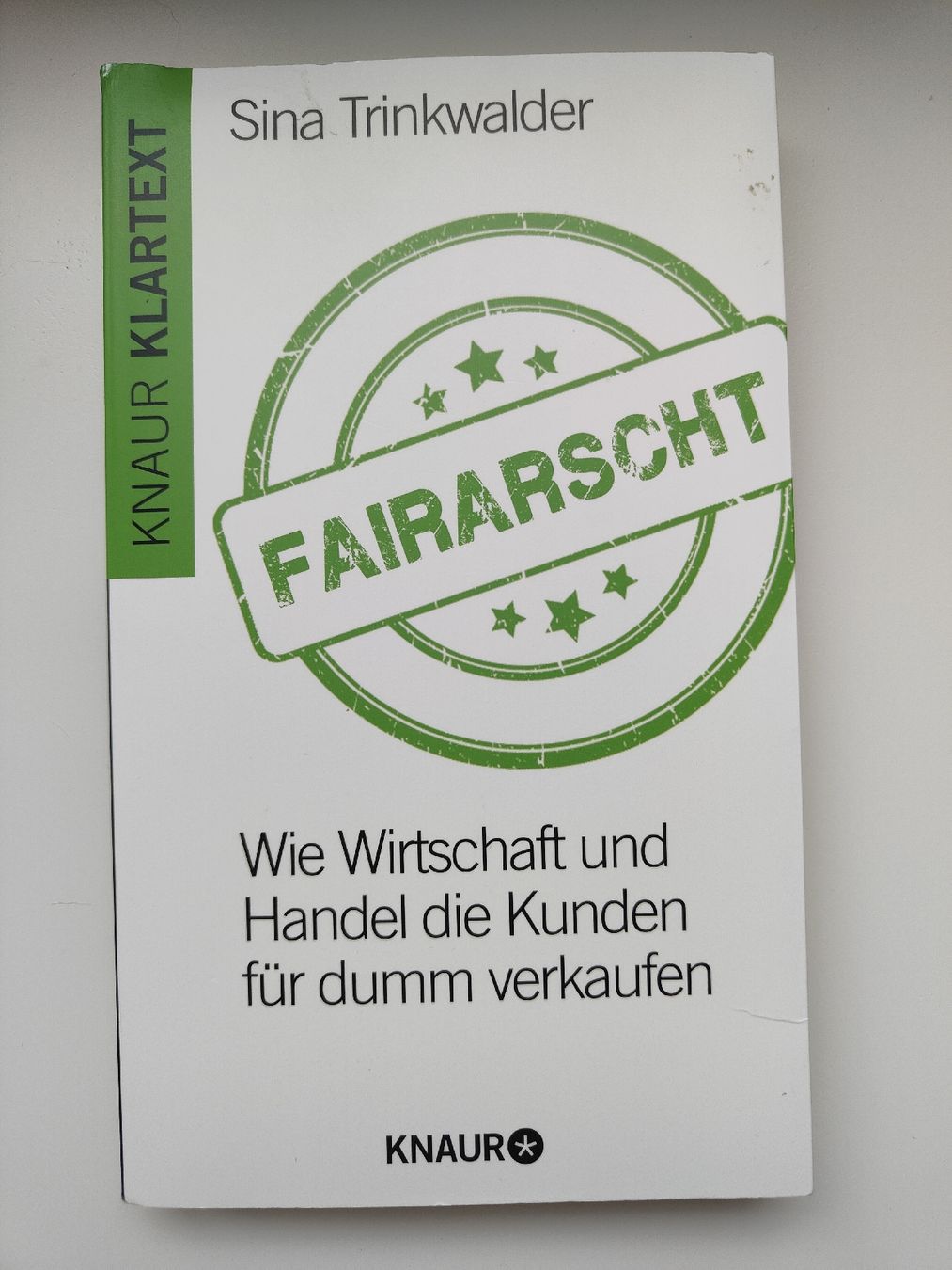 Libri: Fairarscht | Sina Trinkwalder  – Usato da Morschach venduto da ClKi04