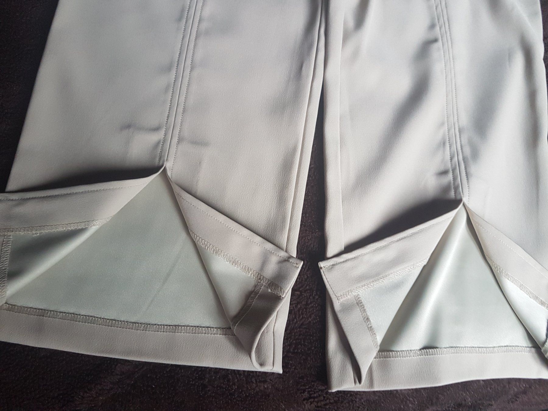 Pantaloni: Pantalon taille 40 marque LineaV – Usato da Villiers venduto da san_jn5w 1