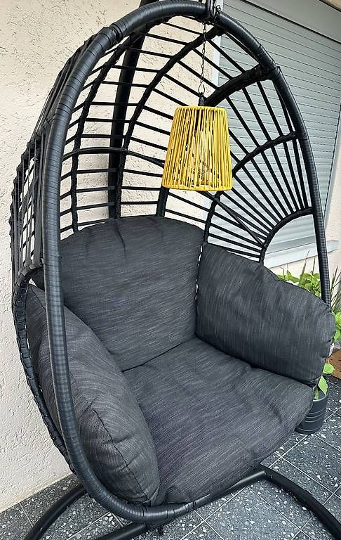 Poltrone pensili da giardino: Hängesessel schwarz/ grau – Usato da Stäfa venduto da DearDarling