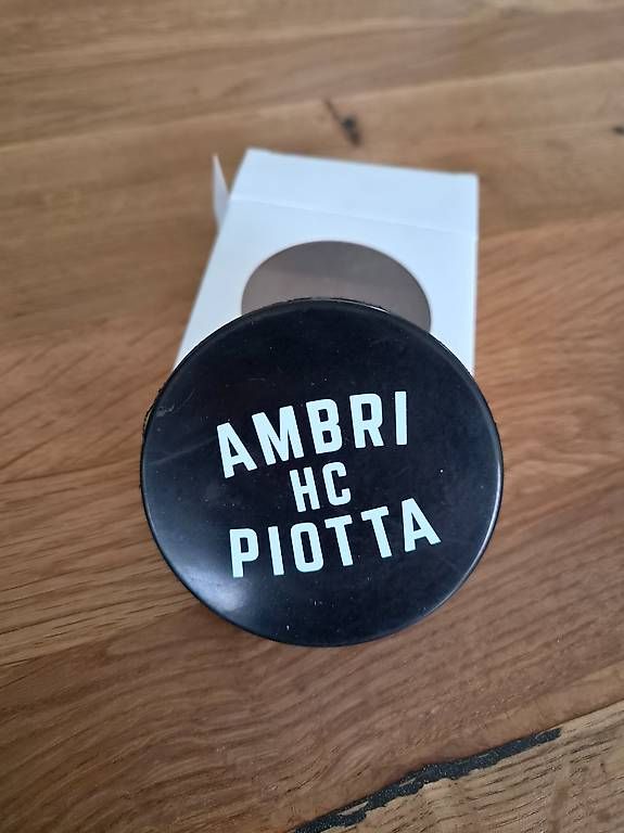 Bälle: Eishockey Puck – Neu und originalverpackt aus Tafers von Nathtafers