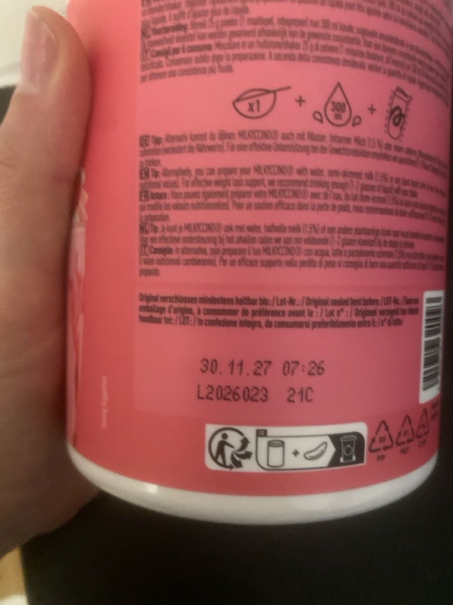 More Nutrition Aliments & Spécialités: More Milkyccino Strawberry Raspberry Swirl – D'occasion à Basel par yul81 1