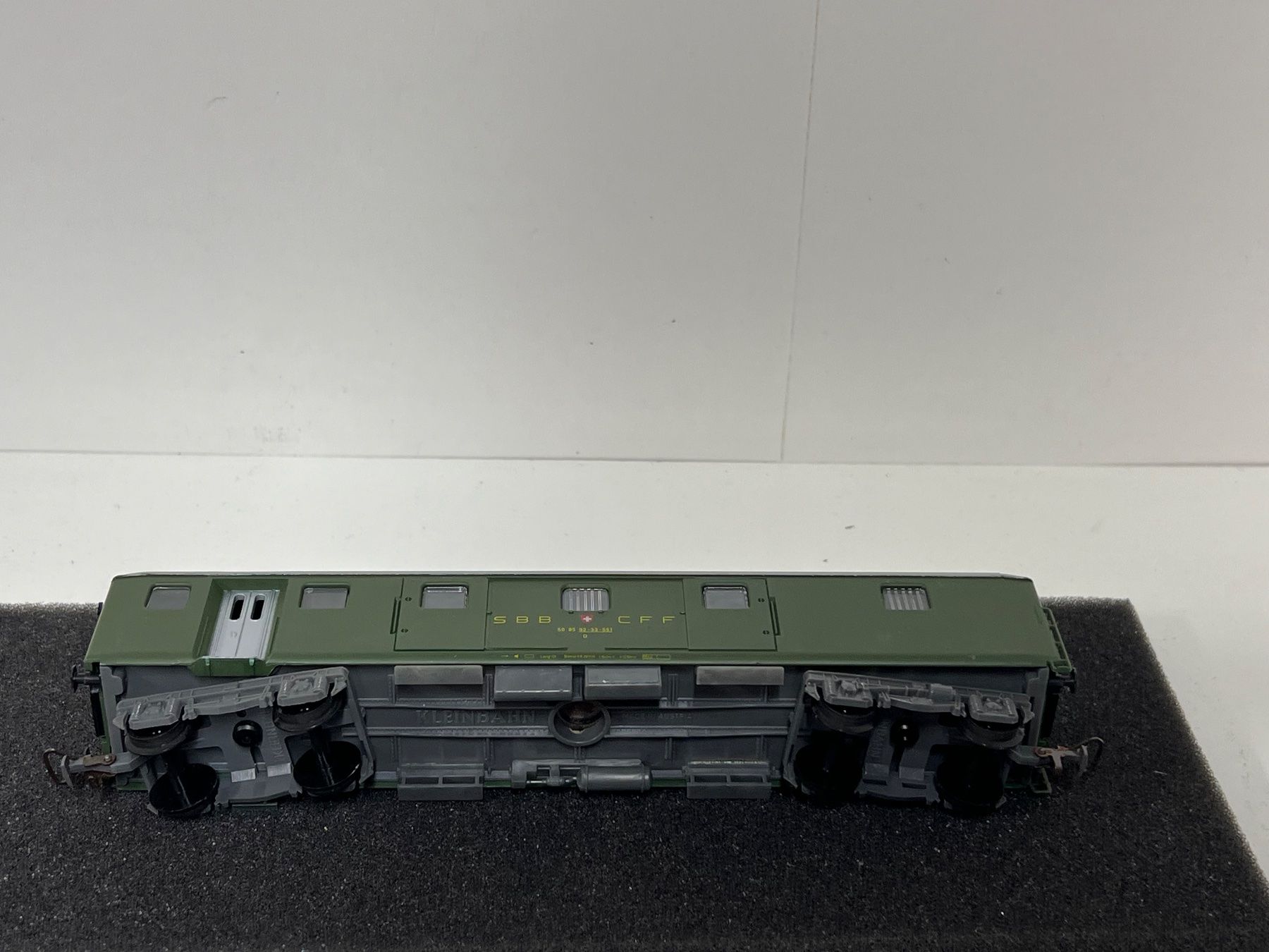 Kleinbahn Modellini di ferrovie: KLEINBAHN Gepäckwagen  SBB CFF FFS   H0 DC – Usato da Neuenhof venduto da ludovicco 5