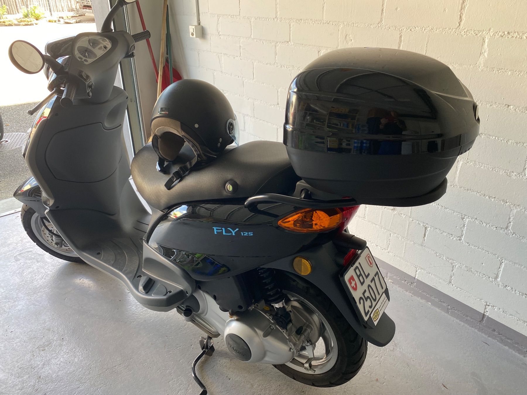 Piaggio Scooter: 1 Roller PIAGGIO Fly 125ccm – Usato da Therwil venduto da Myli7 1