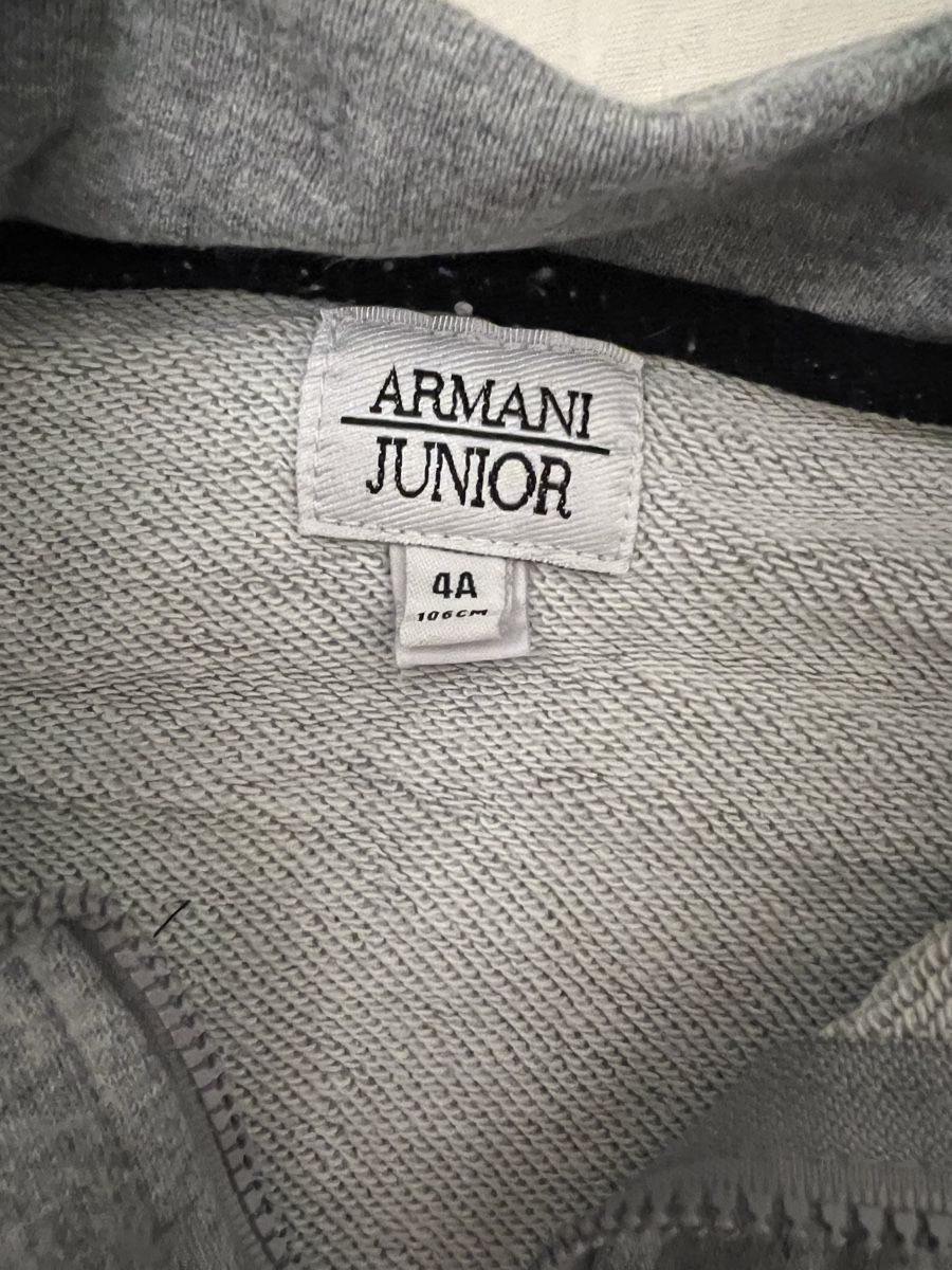 Armani Maglioni & Felpe: ARMANI SWEATER JACKE GR 4/106 – Usato da Basel venduto da theo-g77 2