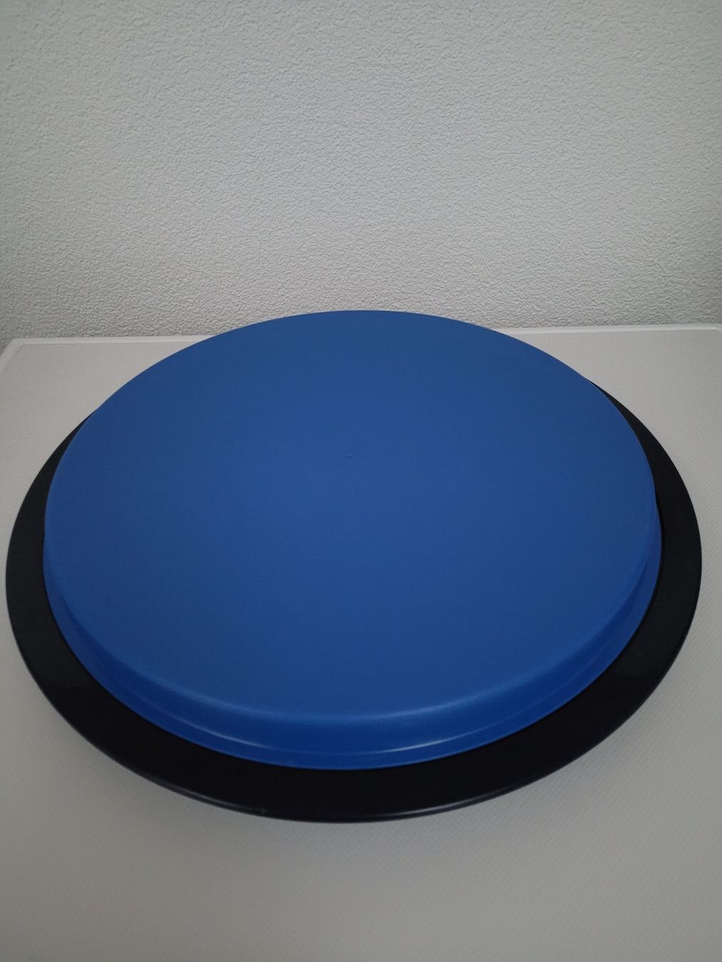 Tupperware Piatti di portata: Tupperware Servierplatte blau Snackteller Set Schale Dose – Usato da Zofingen venduto da Loop_ReSale 2