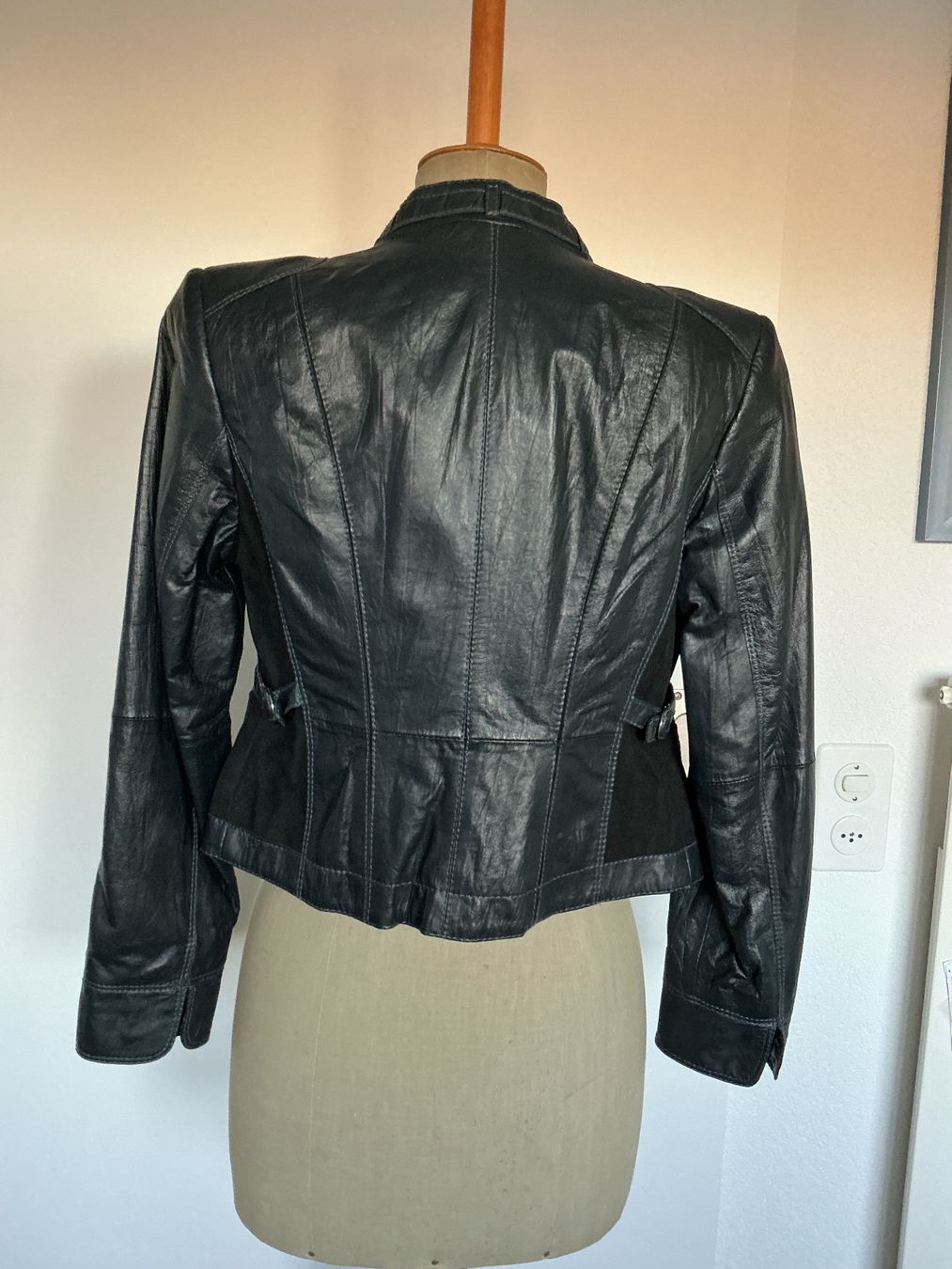 Vestes: Lederjacke GERRY WEBER dunkelblau – Neuf (Voir description) à Frenkendorf par Schauenburgy 1