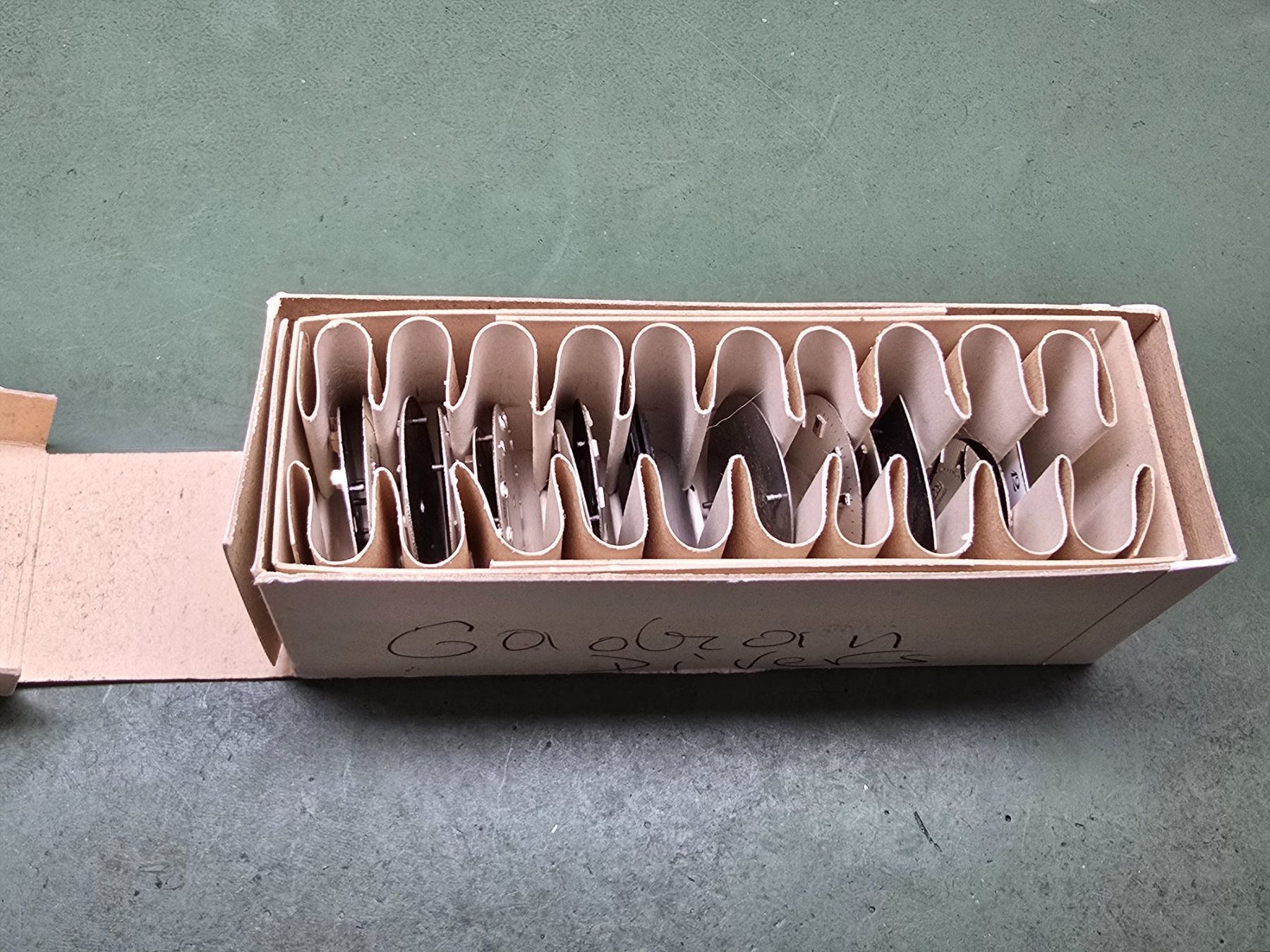 Orologi: Lot de 17 cadran divers – Usato da Tramelan venduto da Nirdan 5