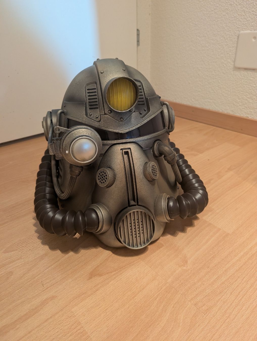 Jeux: Fallout 76 T-51b Power Armor Helm – D'occasion à Cham par Wypaek_CH