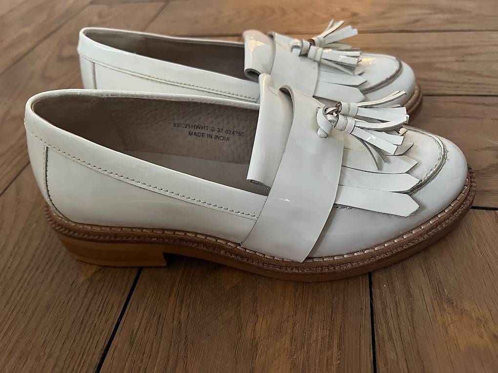 Scarpe da donna: Loafer Lackleder Gr. 36 – Nuovo (secondo la descrizione) da St. Gallen venduto da Alina.33 1