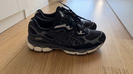 Chaussures Asics gel noir gris pointure 39 état correct