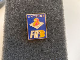 PIN'S - TELEVISION