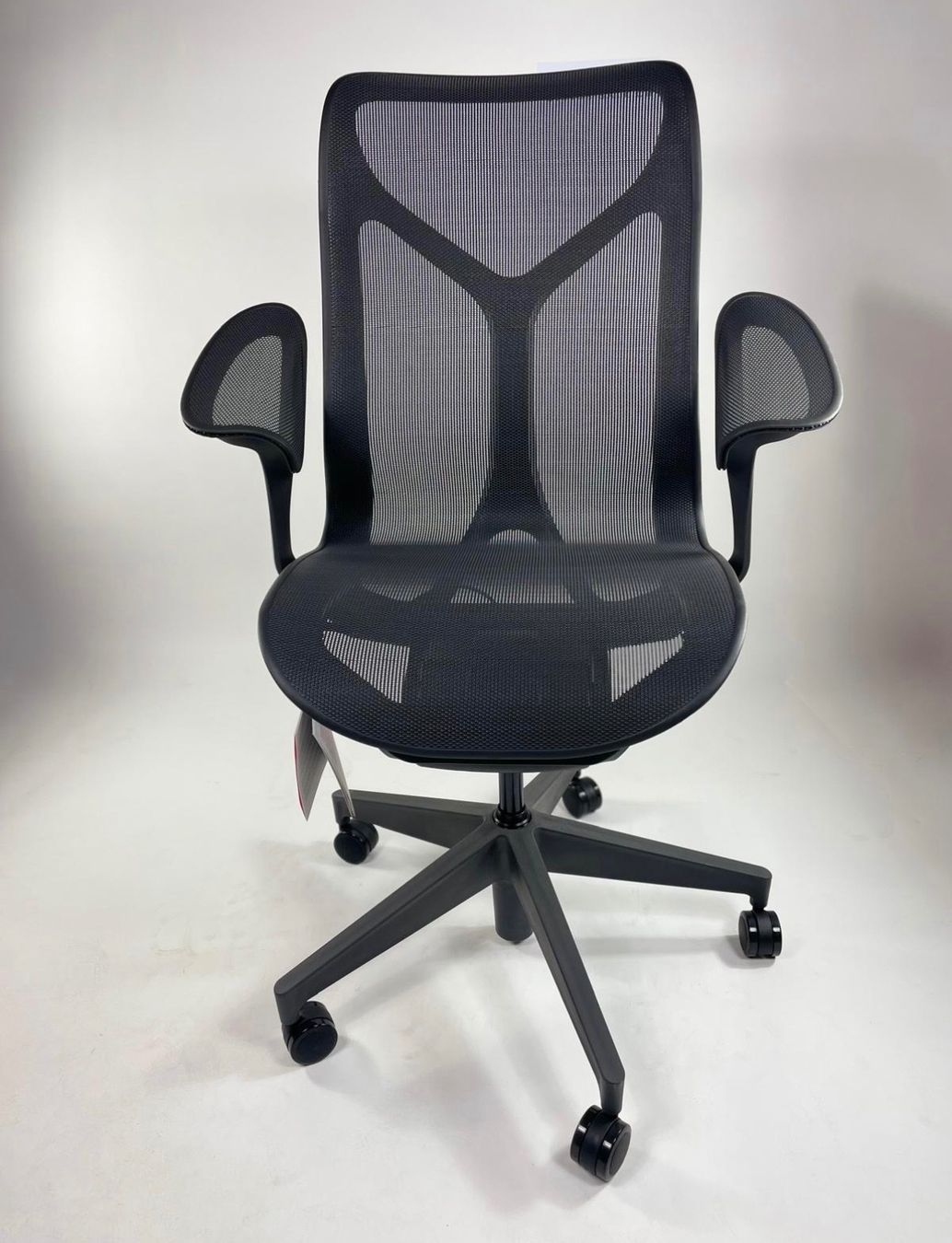 Herman Miller Sedie: NEU Herman Miller Cosm Graphite Mid – Nuovo e nell'imballaggio originale da Wil SG venduto da office-sale