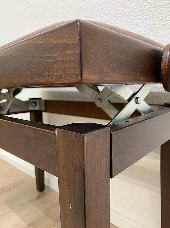 Hocker: Höhenverstellbare braune Klavierbank – Gebraucht aus Obernau von Arche_Noah_Brocki 5