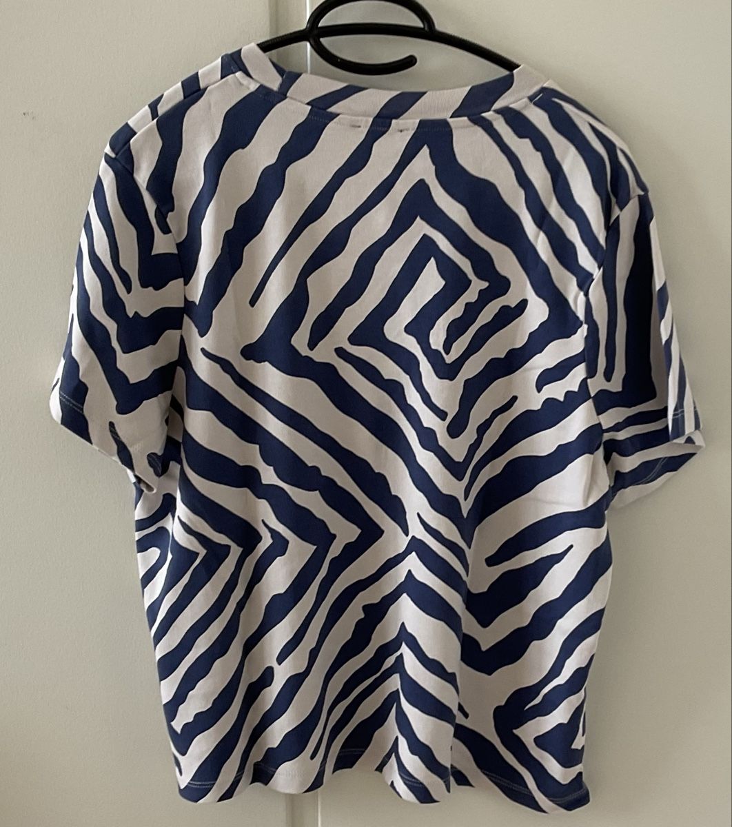 C&A T-shirt: T-shirt C&A off white et bleu – Nuovo (secondo la descrizione) da Corseaux venduto da Mililaforet75 1