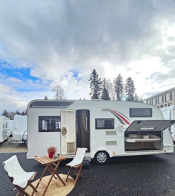 Elegantes Burstner Gebraucht Wohnwagen Ebenbild