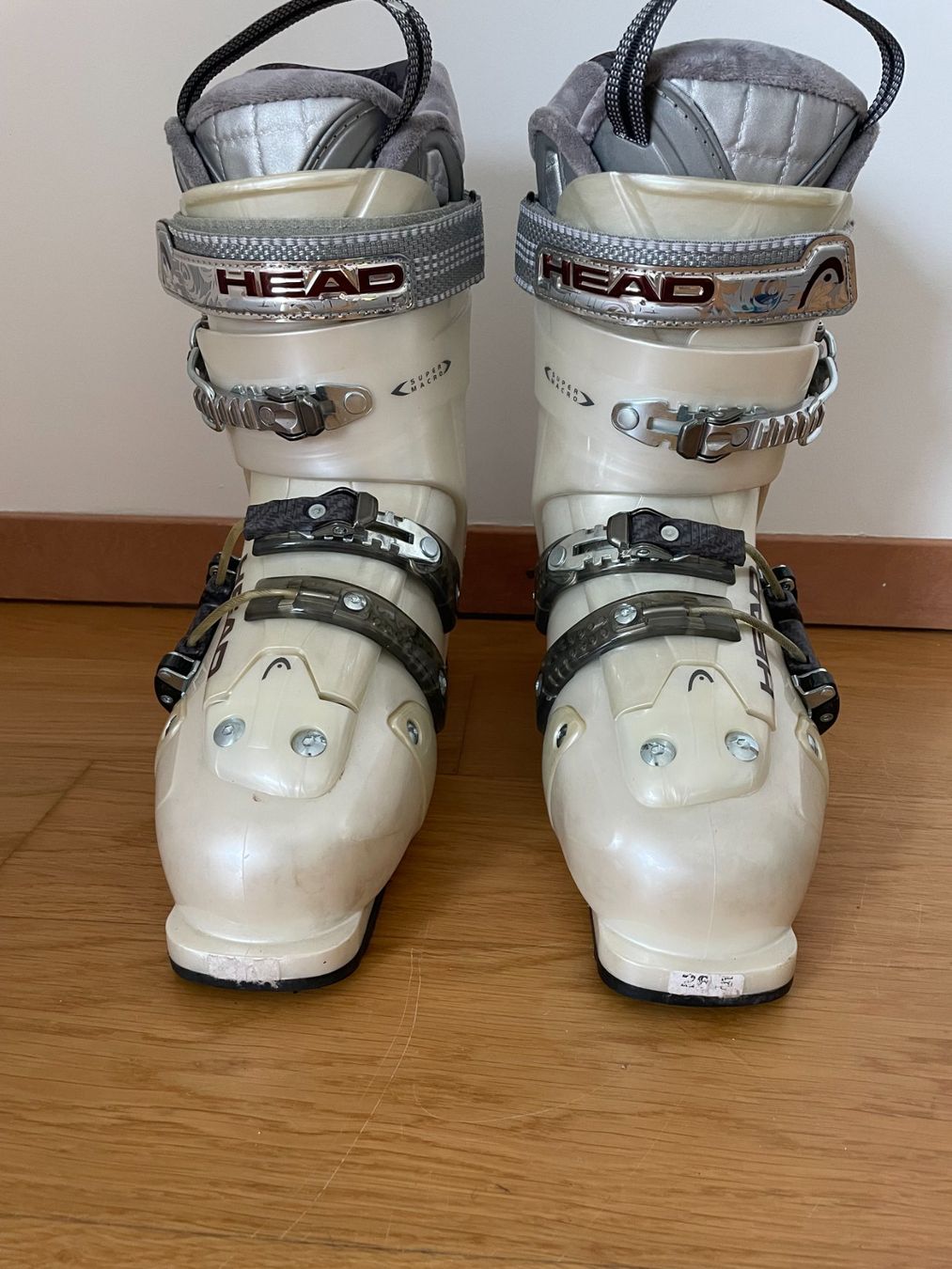 Head Damenschuhe: Chaussures de ski Head i Type 12 - taille 26.5 - 41 1/3 – Gebraucht aus Petit Lancy von gil_hr6v