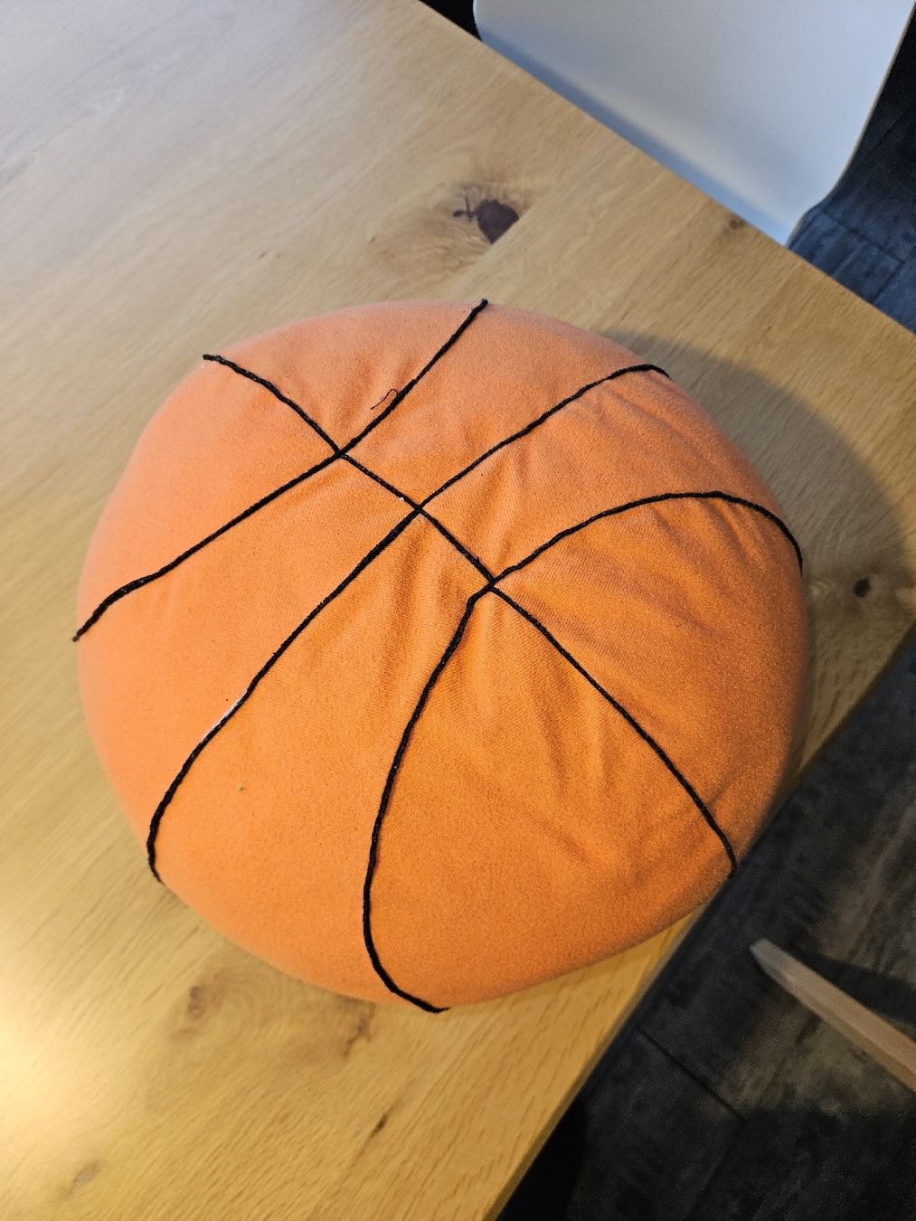 Cuscini: Coussin ballon de basket – Usato da Choëx venduto da nicoo1
