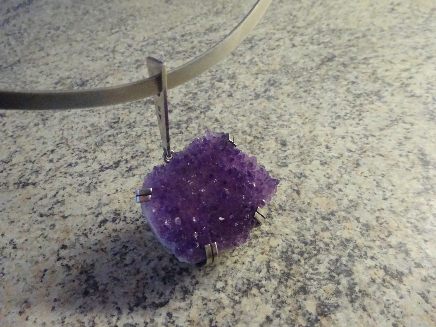 Catenine: Halsreif mit Amethyst Anhänger – Usato da Esslingen venduto da eintagammeer 4