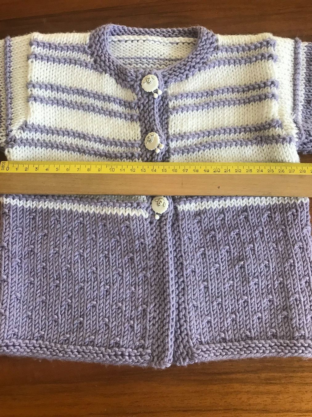 Giacche & Cappotti: KINDERSTRICKJÄGGLI Von Hand Gestrickt – Nuovo (secondo la descrizione) da Hochdorf venduto da la_nationale 4