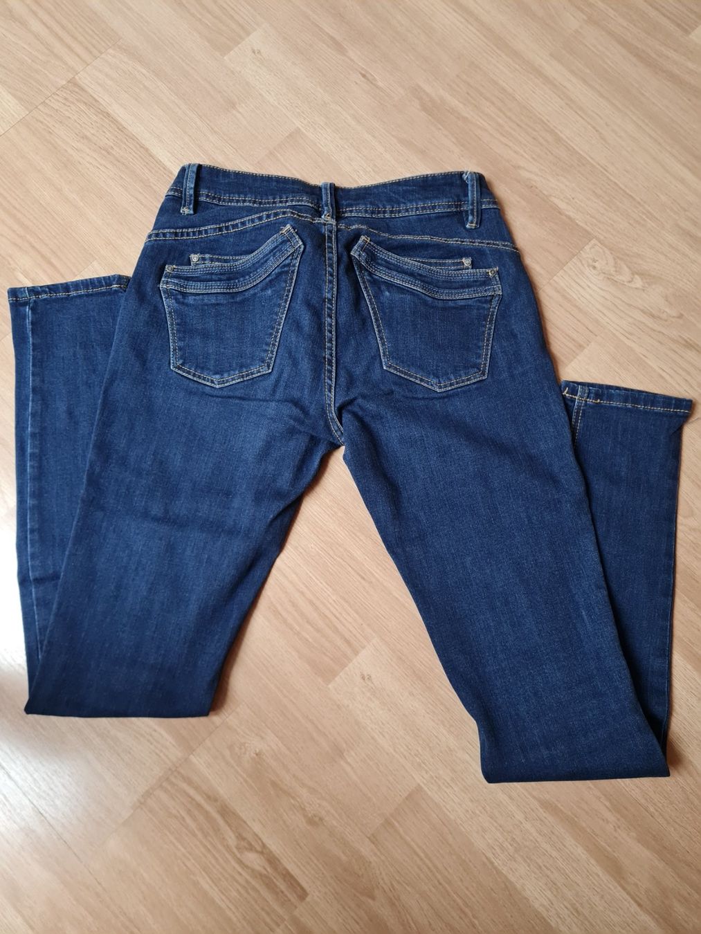 Jeans: Chicoree Jeans Gr.36 – Usato da Schüpfheim venduto da hori02 1