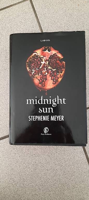 Libri: Libro "Midnight Sun" di Stephenie Meyer – Usato da Tesserete venduto da bab_7ztk