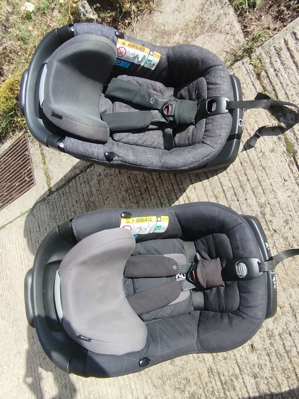 Seggiolini per auto: 2 Sièges bébé pivotant isofix – Usato da L'Abergement venduto da mme_6rmr