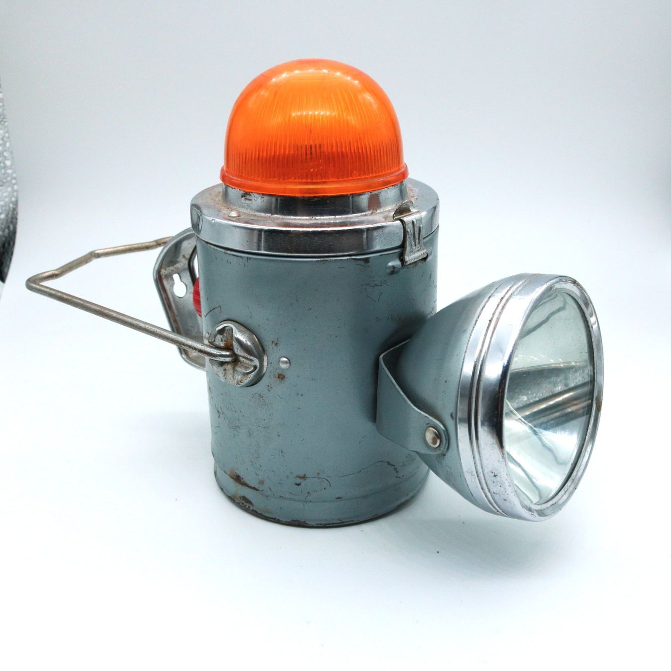 Lampen: Vintage Wunderlich Notfallleuchte mit Orangeblitz – Gebraucht aus Volketswil von brockipfannenstil