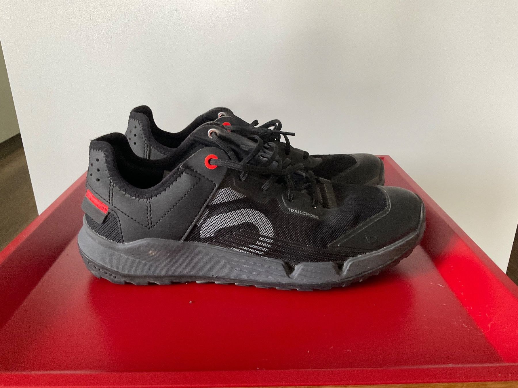 Adidas Scarpe da uomo: MTB Schuh Adidas Grösse 40 – Usato da Subingen venduto da 1001jaguar