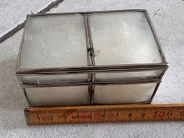 Boîte à bijoux en verre et métal état d'occasion