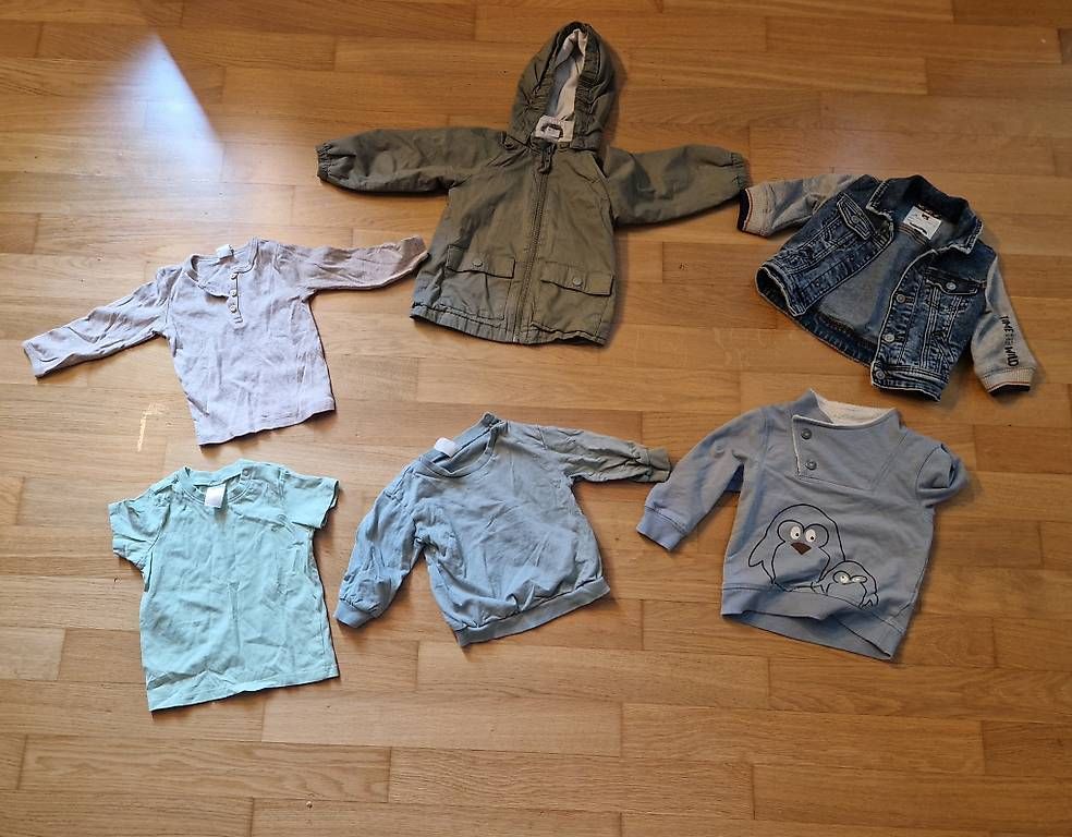 Kleiderpakete & -sets: Gr. 74 Babykleider – Gebraucht aus Zürich von Michele29