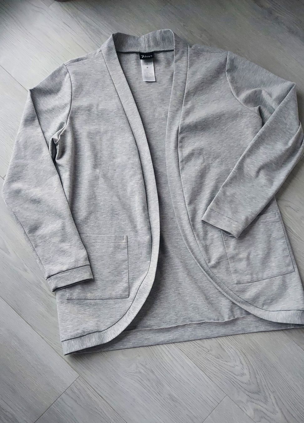 Giacche: MUDAU  Arbeits-Cardigan Jerseyjacke,  Gr.M,  hellgrau, – Usato da Langnau am Albis venduto da kktdora