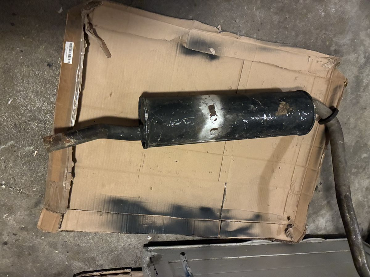 BMW Échappements: E21 323 Auspuff – D'occasion à Grenchen par Netii10 1