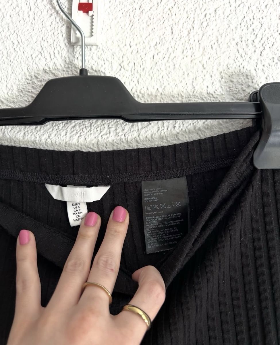 H&M Pantaloni: H&M Hose  – Usato da Chur venduto da faja7000 2