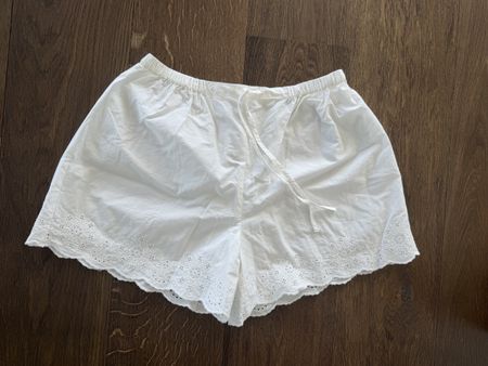 Zara Home Shorts weiss Baumwolle Stickerei Grösse M neu