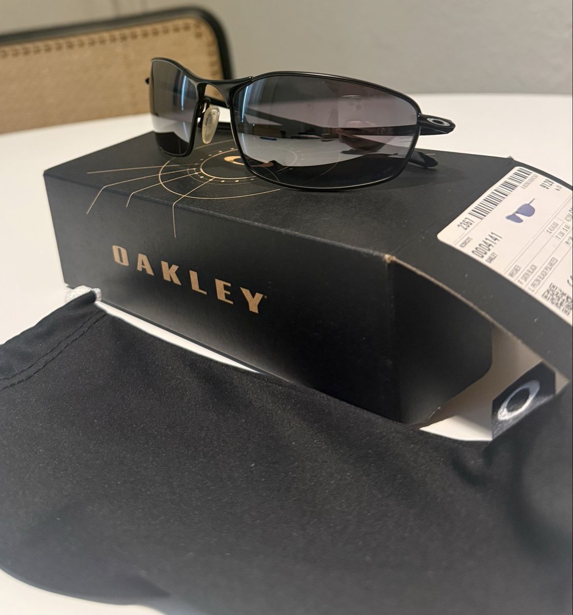 Oakley Occhiali & Lenti: Oakley Sonnenbrille – Nuovo (secondo la descrizione) da Bern venduto da Laufsport3000 4