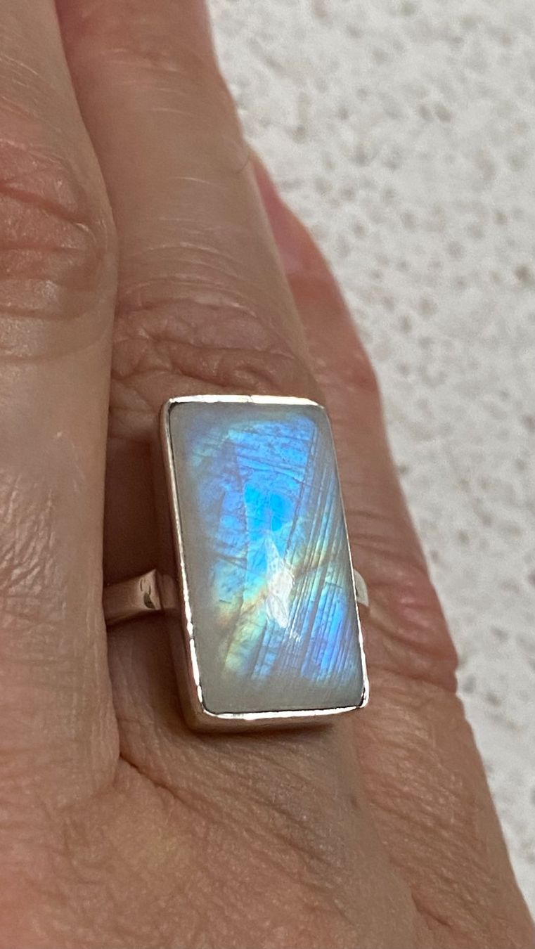 Anelli: Ring Silber 925 mit Regenbogen-Mondstein – Nuovo e nell'imballaggio originale da Matten b. Interlaken venduto da kero71 5