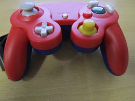 Game Cube Controller Joypad Mario red blue blau/rot-Neuware