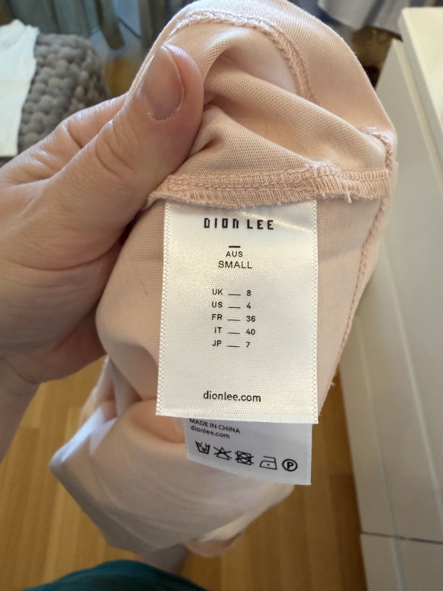 T-shirt: Dion Lee Tshirt S rosa – Usato da Zug venduto da sschnide92 2