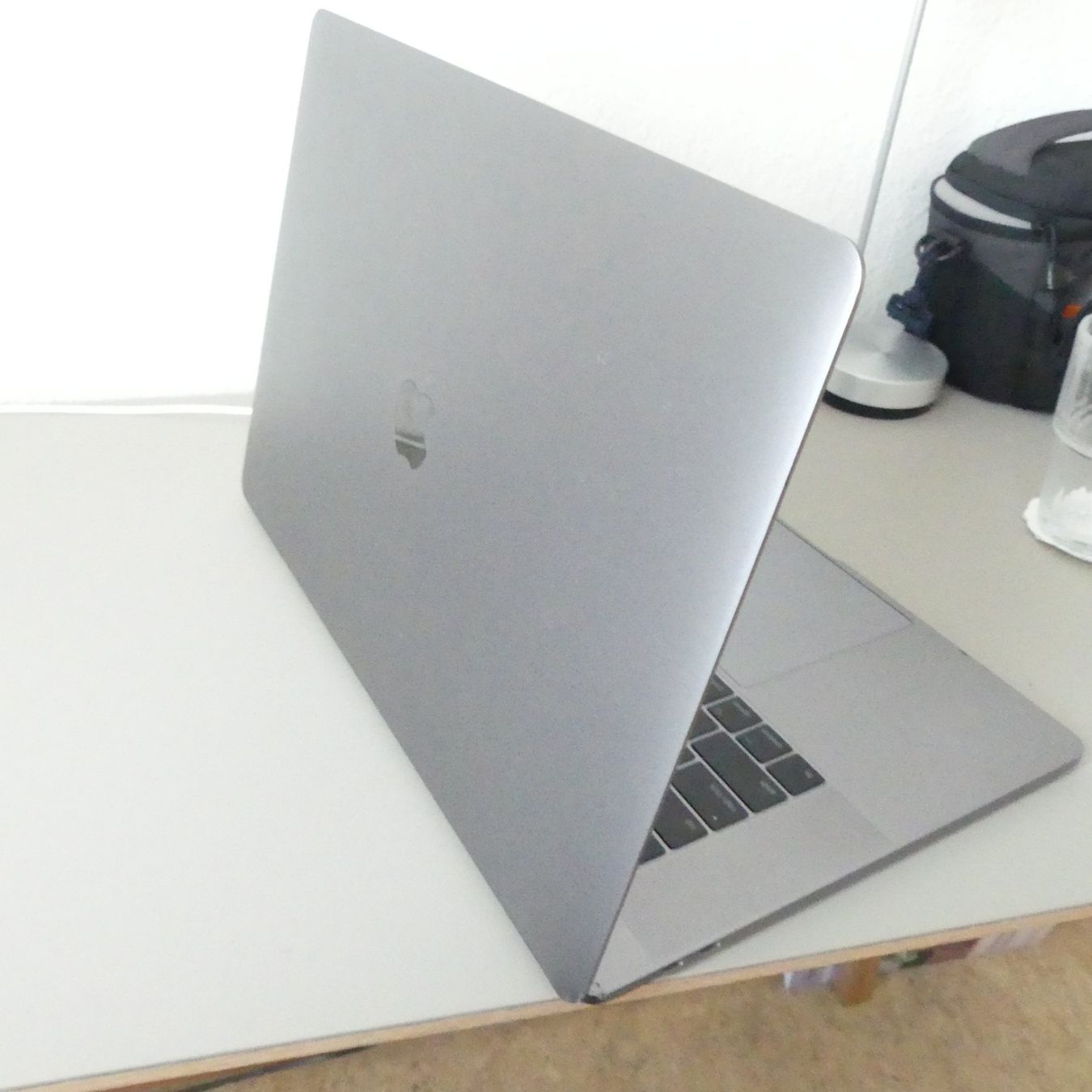 Apple Notebook: Apple MacBook Pro "Core i7" 2.9 15" Touch/Late 2016 2TB SSD! – Usato da Hochfelden venduto da Kinga69 3