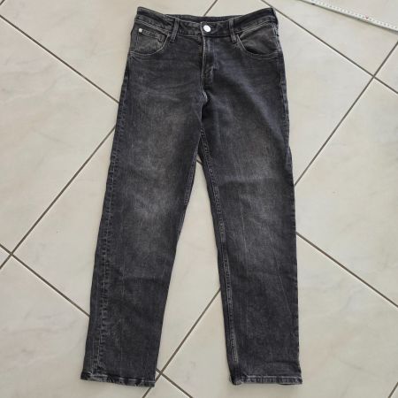 Tolle moderne Jungen-Jeans Gr. 152 "Relaxed fit"