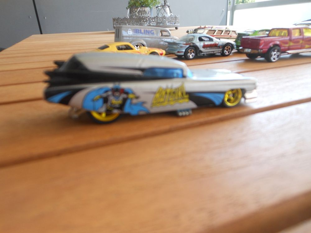 Cadillac Custom Batgirl Hot Wheels | Kaufen auf Ricardo