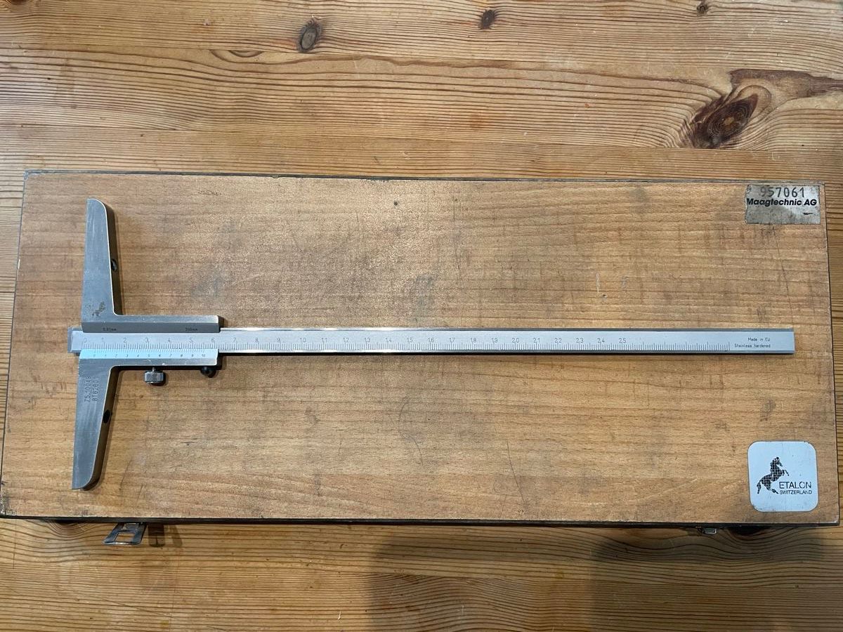 Misurare: Etalon 0-250mm Tiefenmessschieber – Usato da Au TG venduto da and_k8st 4