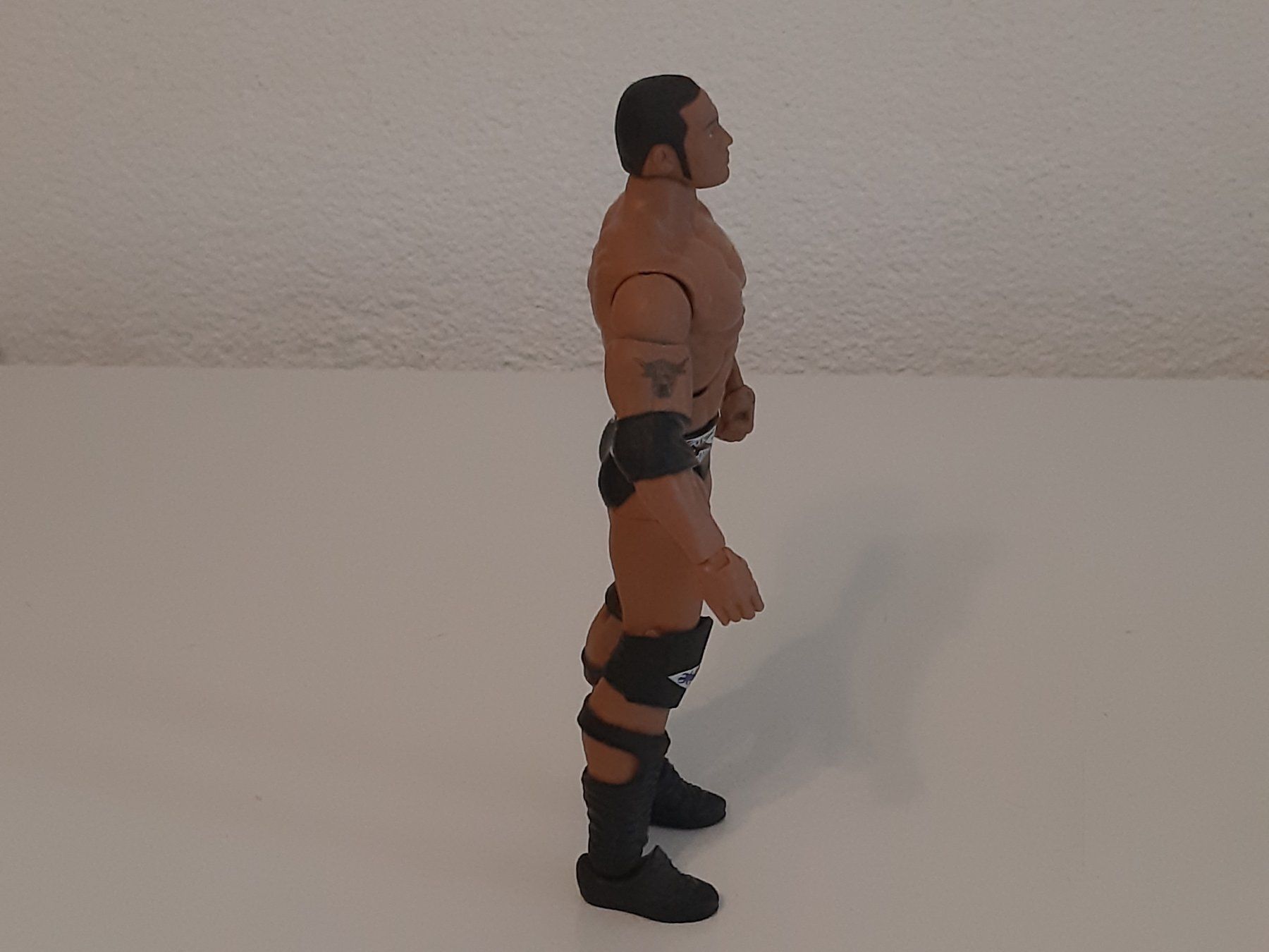 WWE Statuette: WWE Action Figure Basic - The Rock 2011 – Usato da Buchs SG venduto da Bray_Law 3