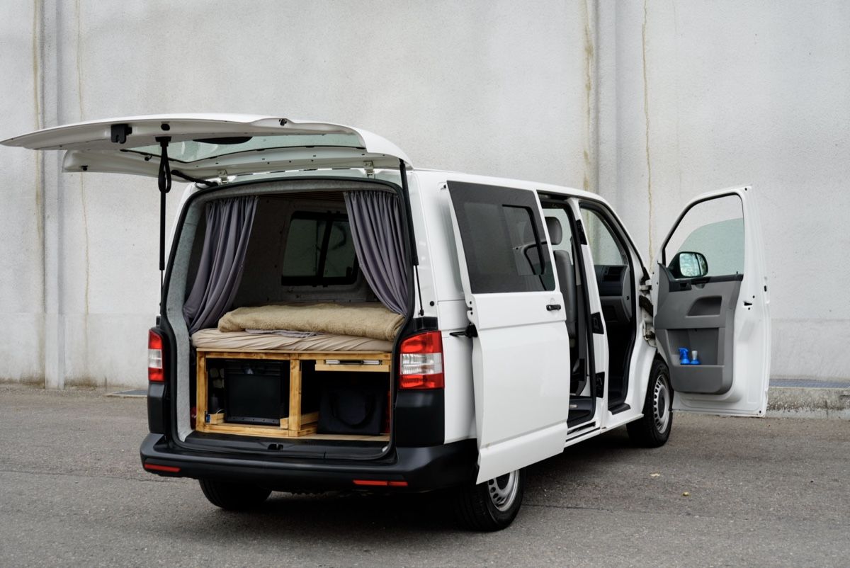 VW Véhicules utilitaires: Vw T5 Camper 2l TDI – D'occasion à Dottikon par nat_yhs9 4