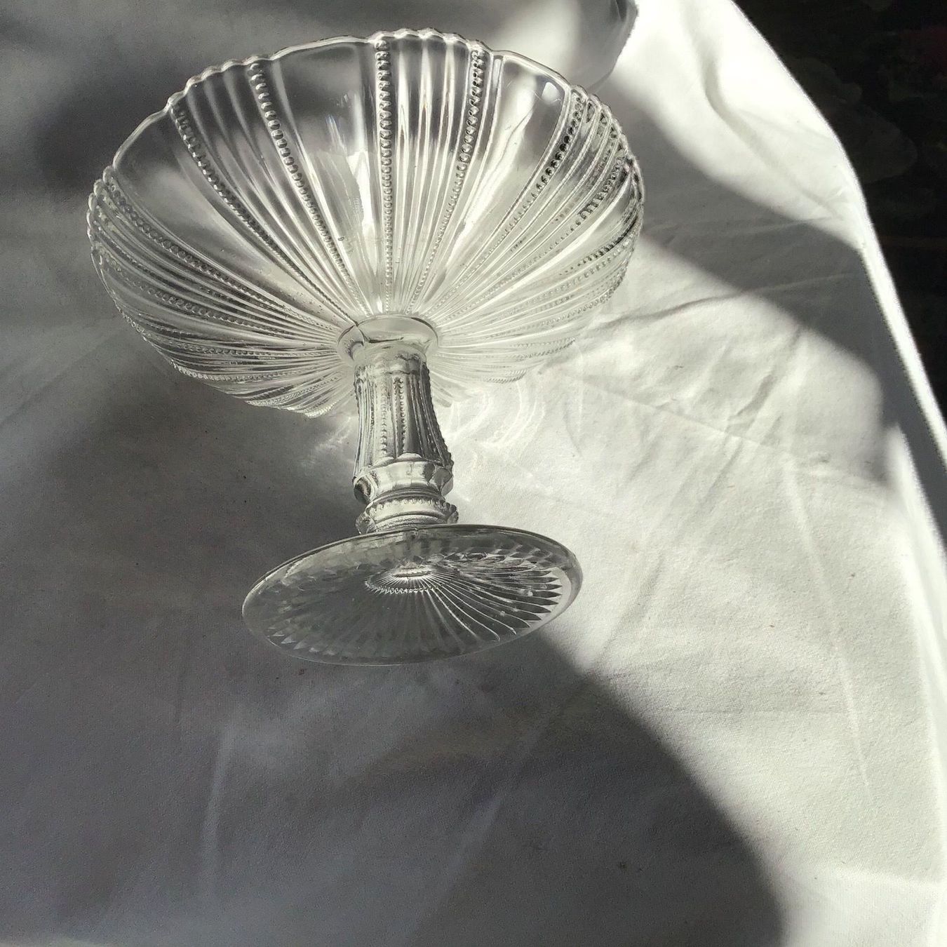 Bicchieri: Antike Glas Fussschale – Usato da St. Gallen venduto da Goldlilly 3