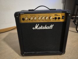 Marshall MG15CDR Gitarrenverstärker gebraucht leicht defekt