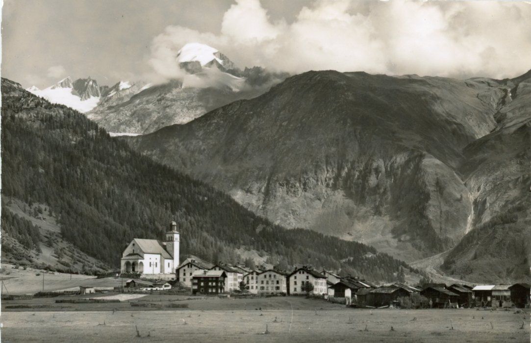 Cartoline postali: Obergesteln  VS    mit Galenstock      um 1959 – Usato da Brig venduto da Valcards54