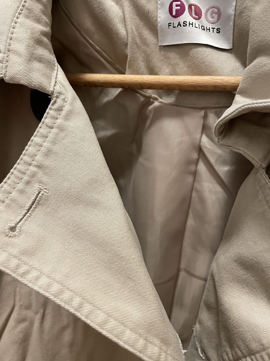 Cappotti: Trenchcoat Grösse 42 – Usato da Bern venduto da calana80 1